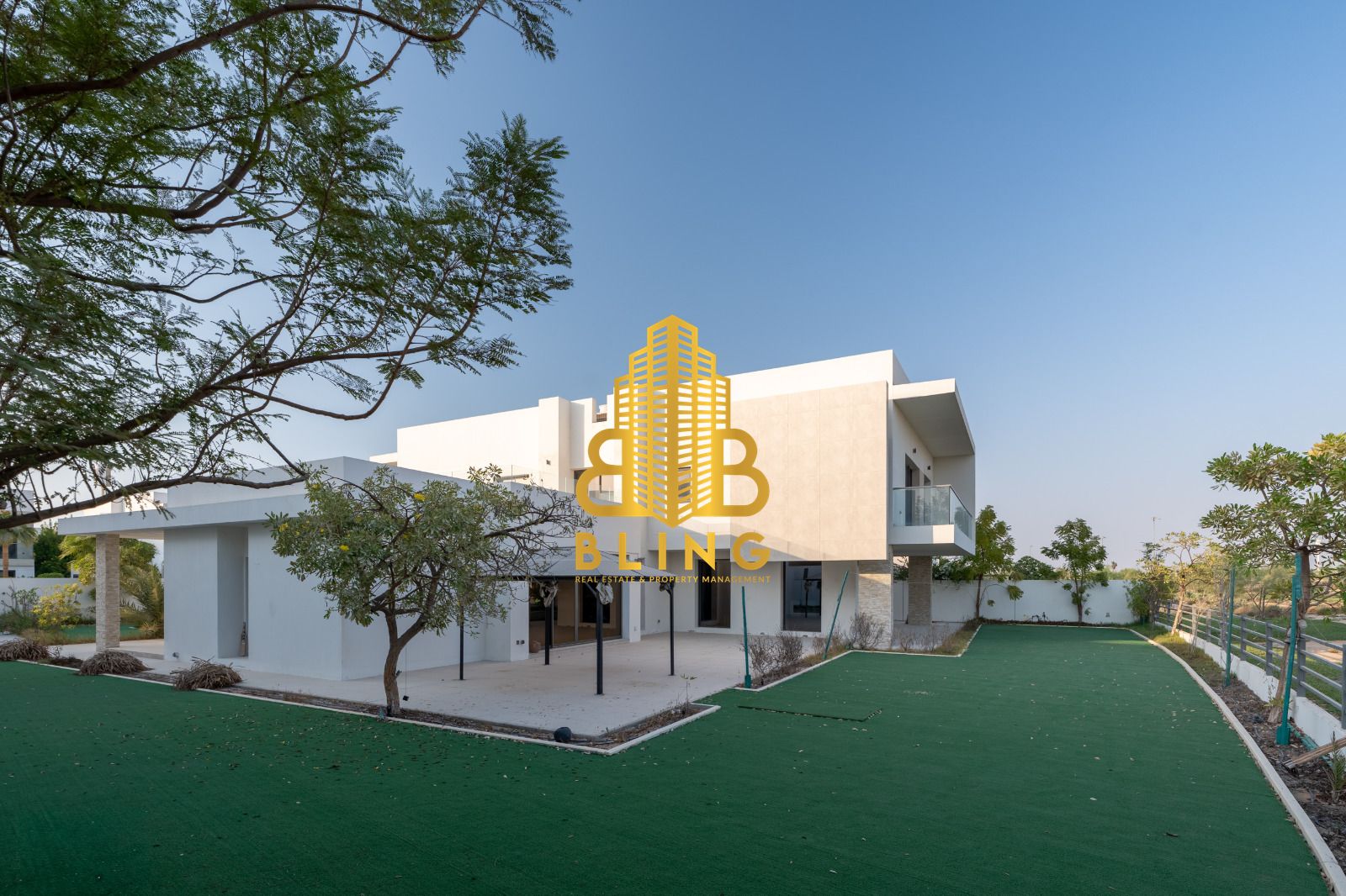 Luxury 5BR Villa with Garden & Golf Course View | Yas Island