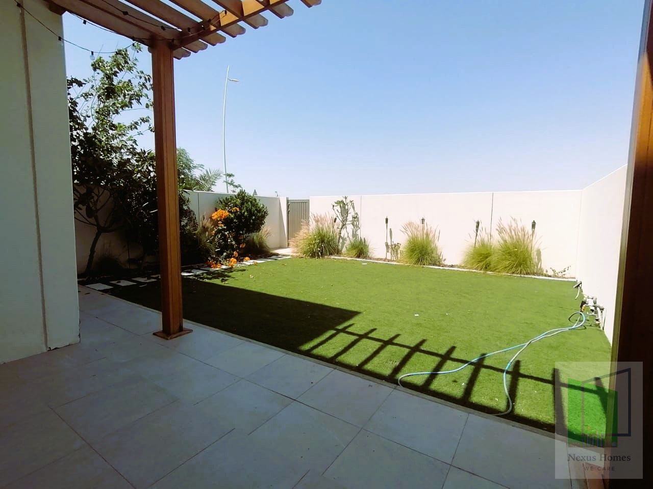 HUGE 3BR | Private Garden | Prime Location |
