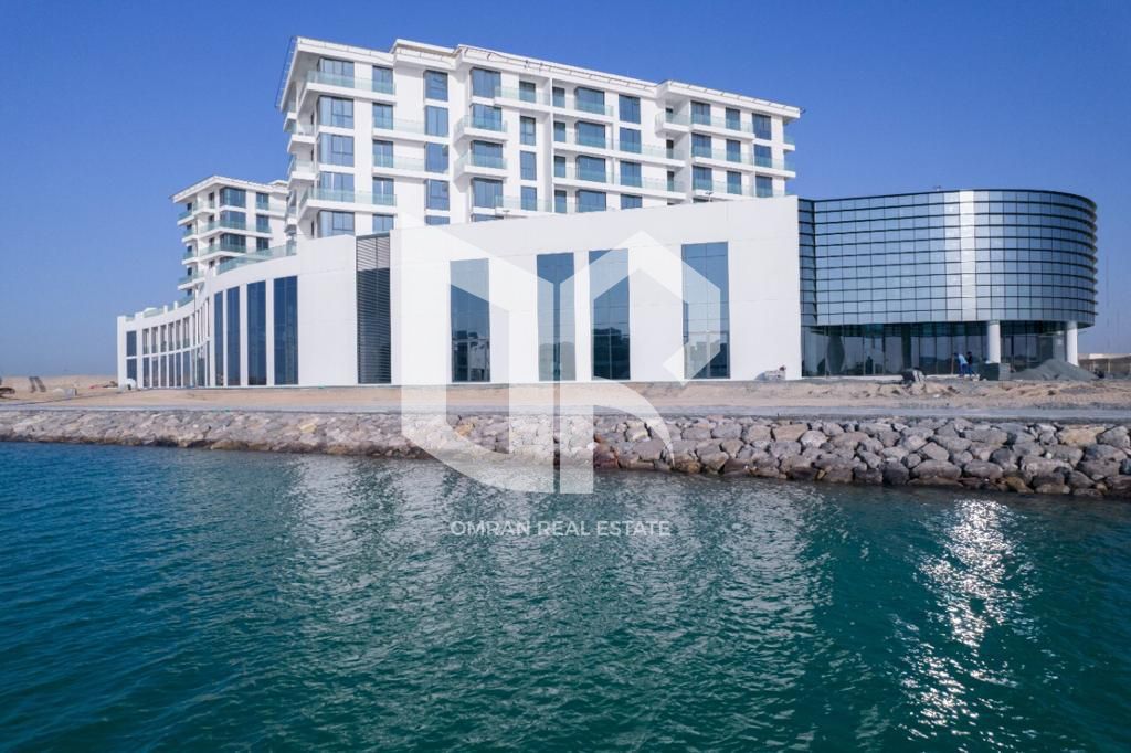 Townhouse with sea view - Special price - Freehold