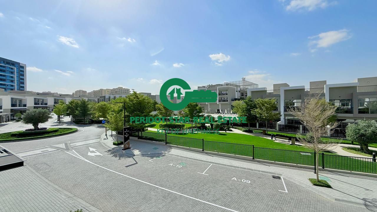 Ultra-Luxury 5-Bedroom Villa with Maid’s Room & Private Pool | 180° Villas