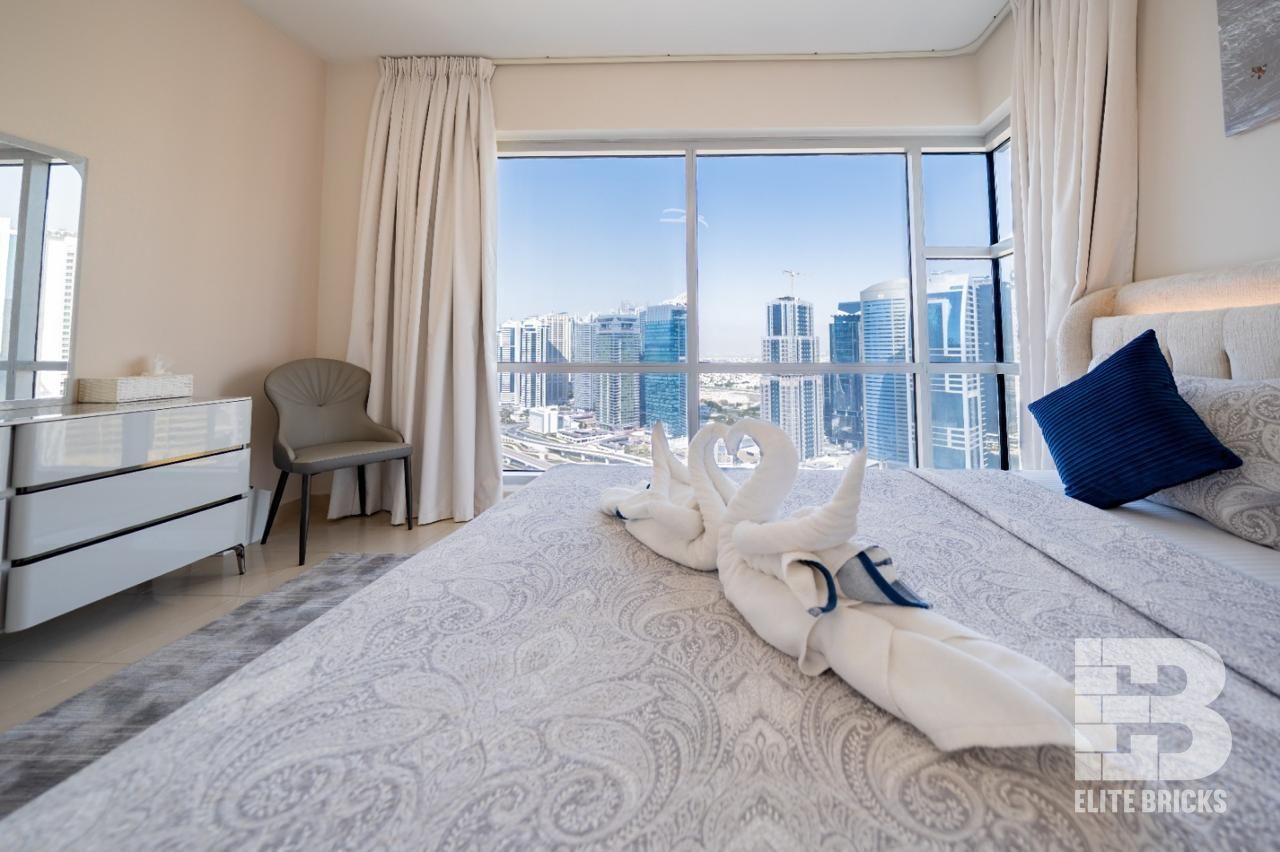 City View I Upgraded I Next Metro Station and Dubai Marina Mall
