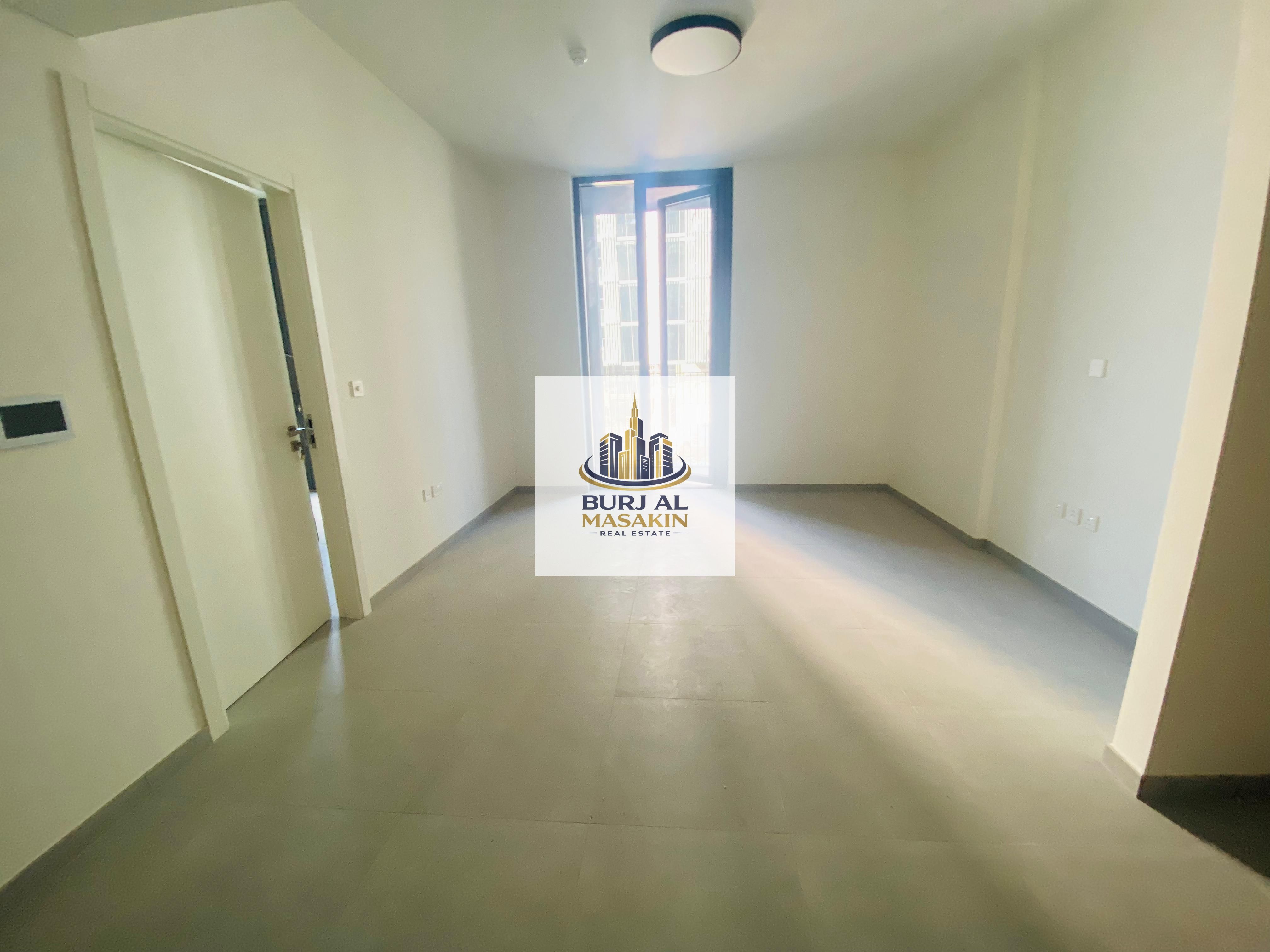 Spacious 1BHK with 2 Washrooms & Balcony | Boulevard View | Aljada | AED 60K