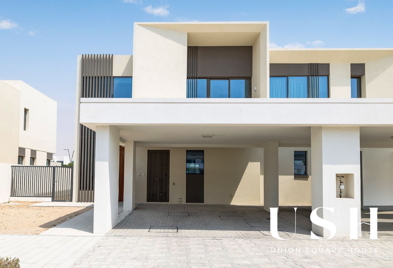 Spacious 4-Bedroom| Experience Refined Living