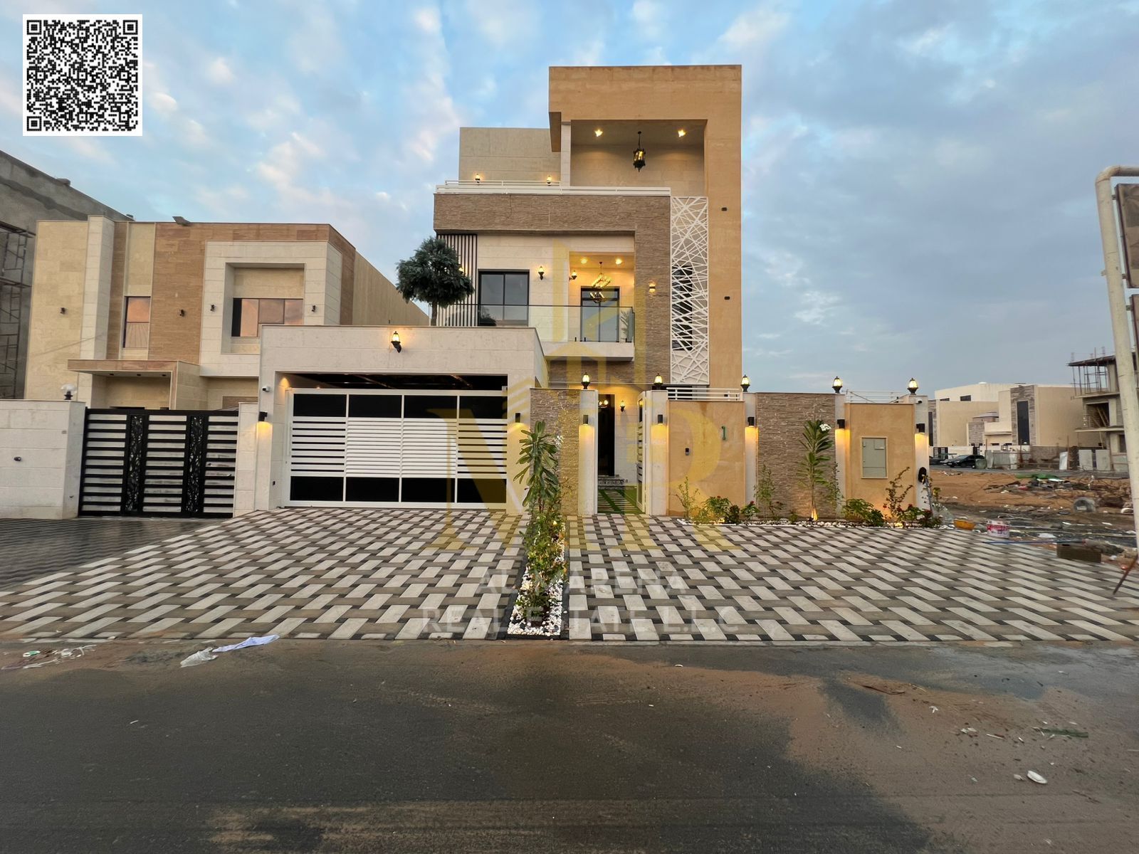 Your chance to own a villa with a swimming pool, including registration and ownership fees, electricity, water, air conditioning, and an elevator. Rea