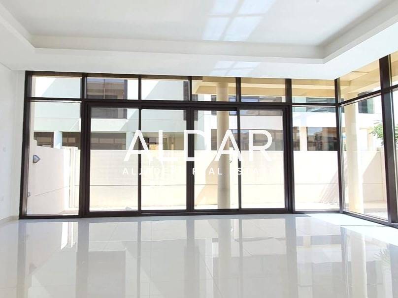 THM Type | Ready to Move | Maids Room | Spacious