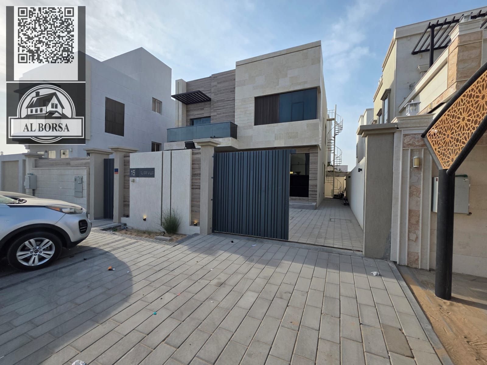 Villa for sale in Al Zahia on the service road | 3 bedrooms + large living room + maid's room | Electricity and water included | 1,450,000 (negotia