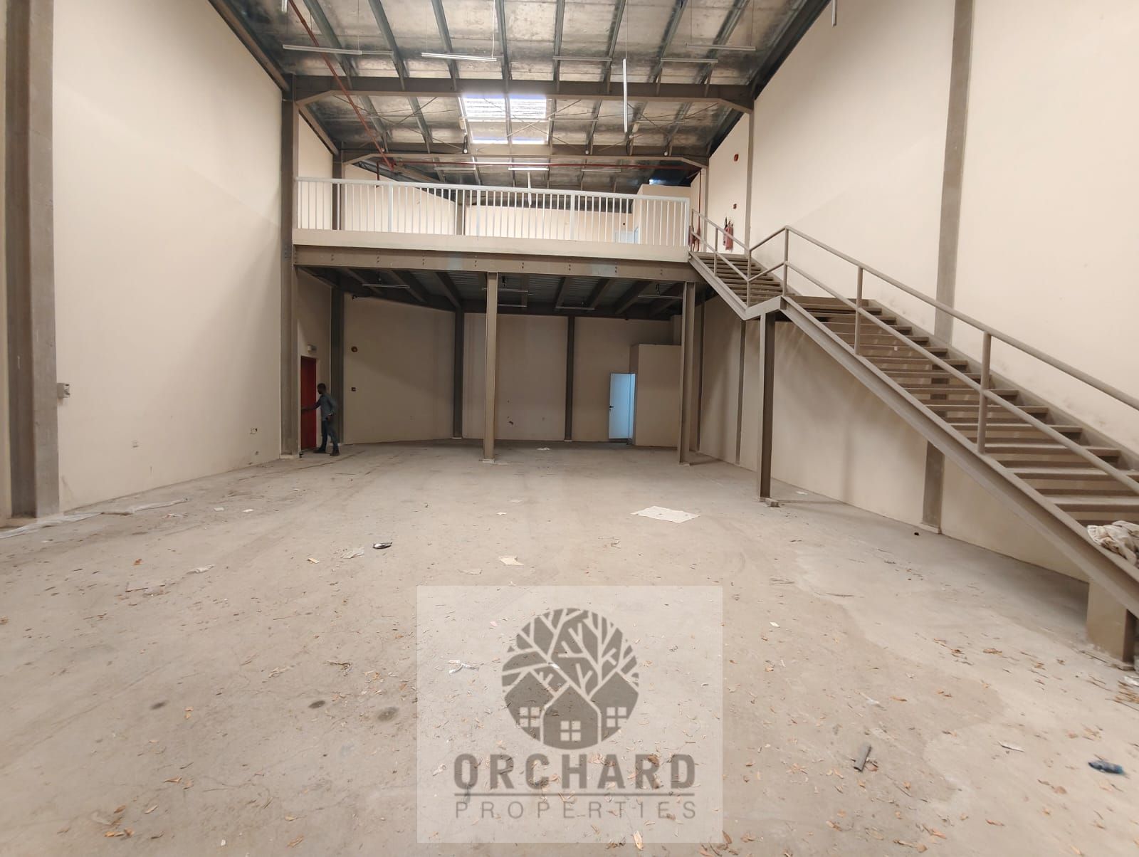 READY TO MOVE WONDERFUL / 2400 SQFT WAREHOUSE/ WITH 17 kw