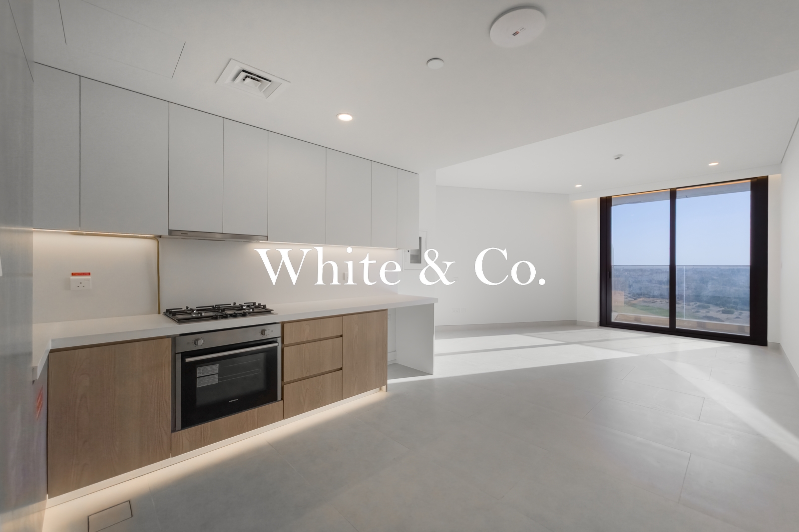 BRAND NEW Apartment | One Bed | GOLF VIEWS