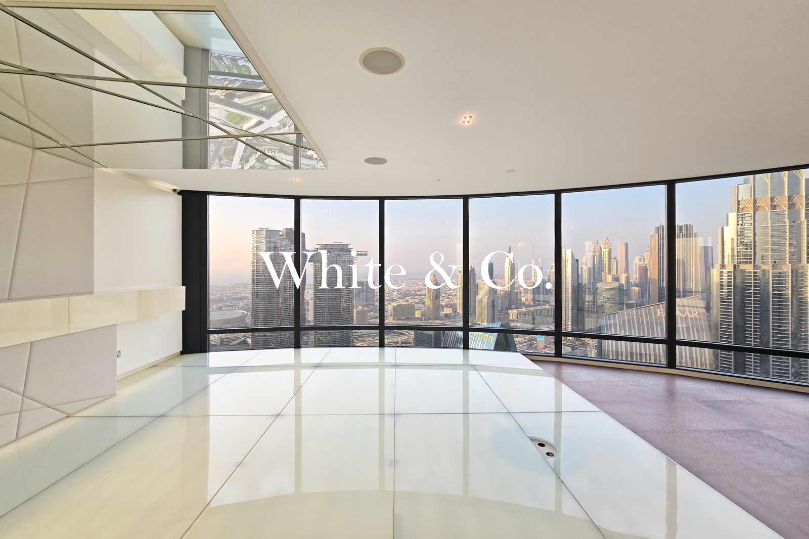 PENTHOUSE |HUGE TERRACE | PANORAMIC VIEWS