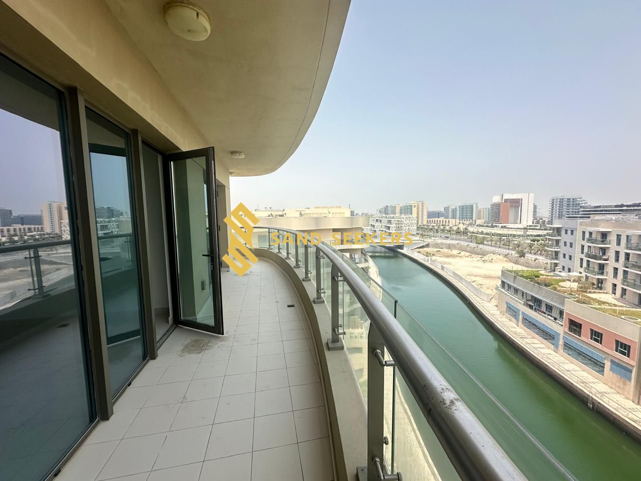 Stunning Sea View ! Move-In Ready | Prime Location