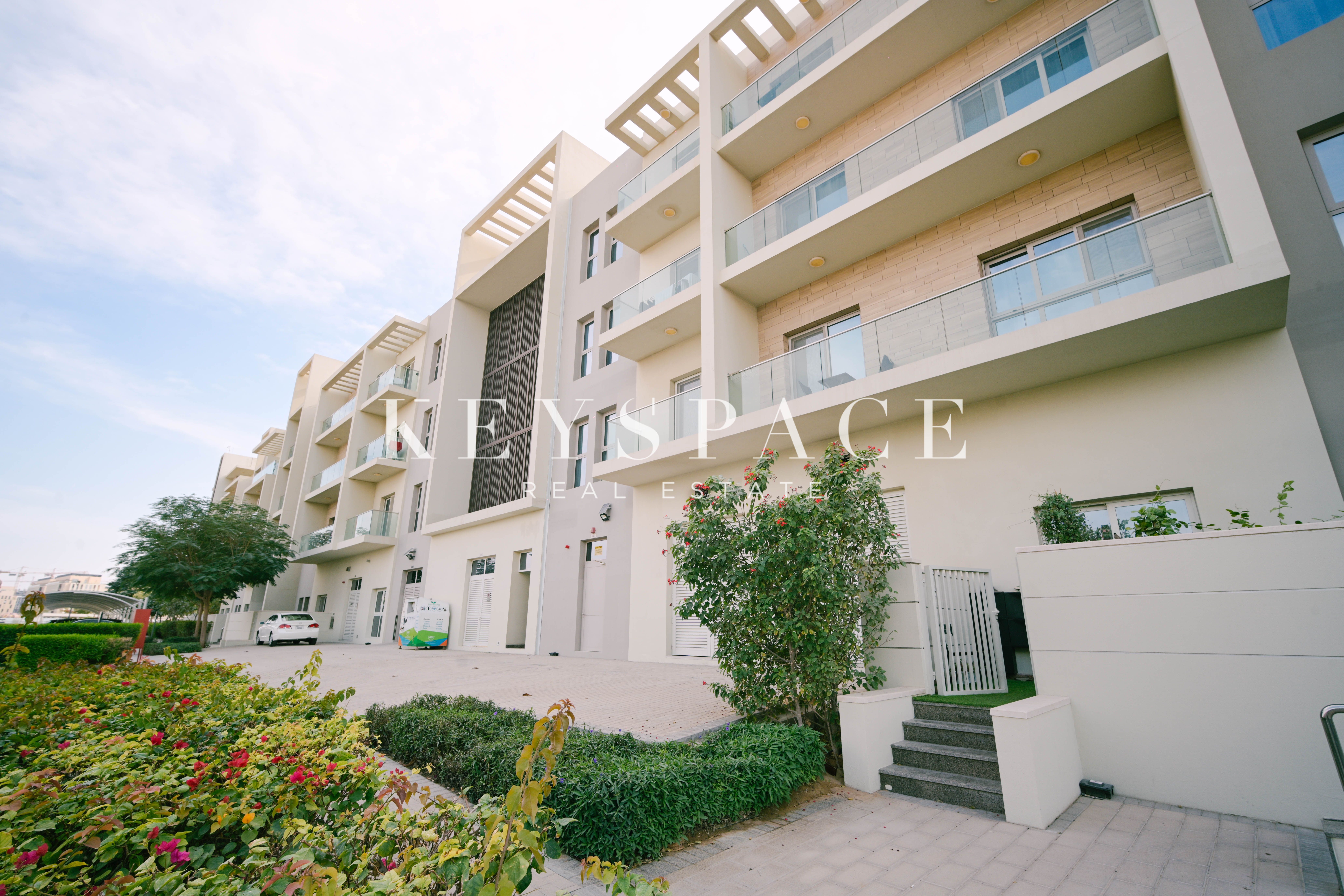 Income-Generating Property in a Strategic Location | Resale