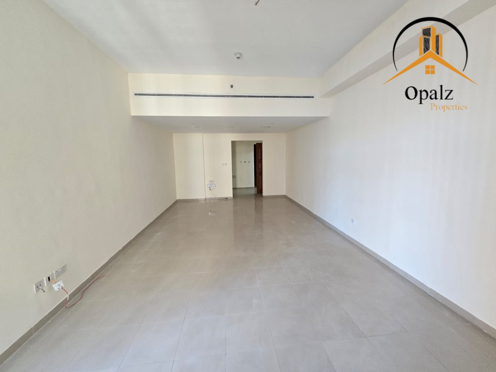 “ Huge Size 1BHK Free Chiller & Parking | Pool & Gym Family Building”