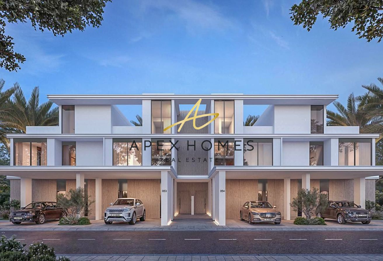 CORNER PLOT | OP + DLD | URGENT SALE