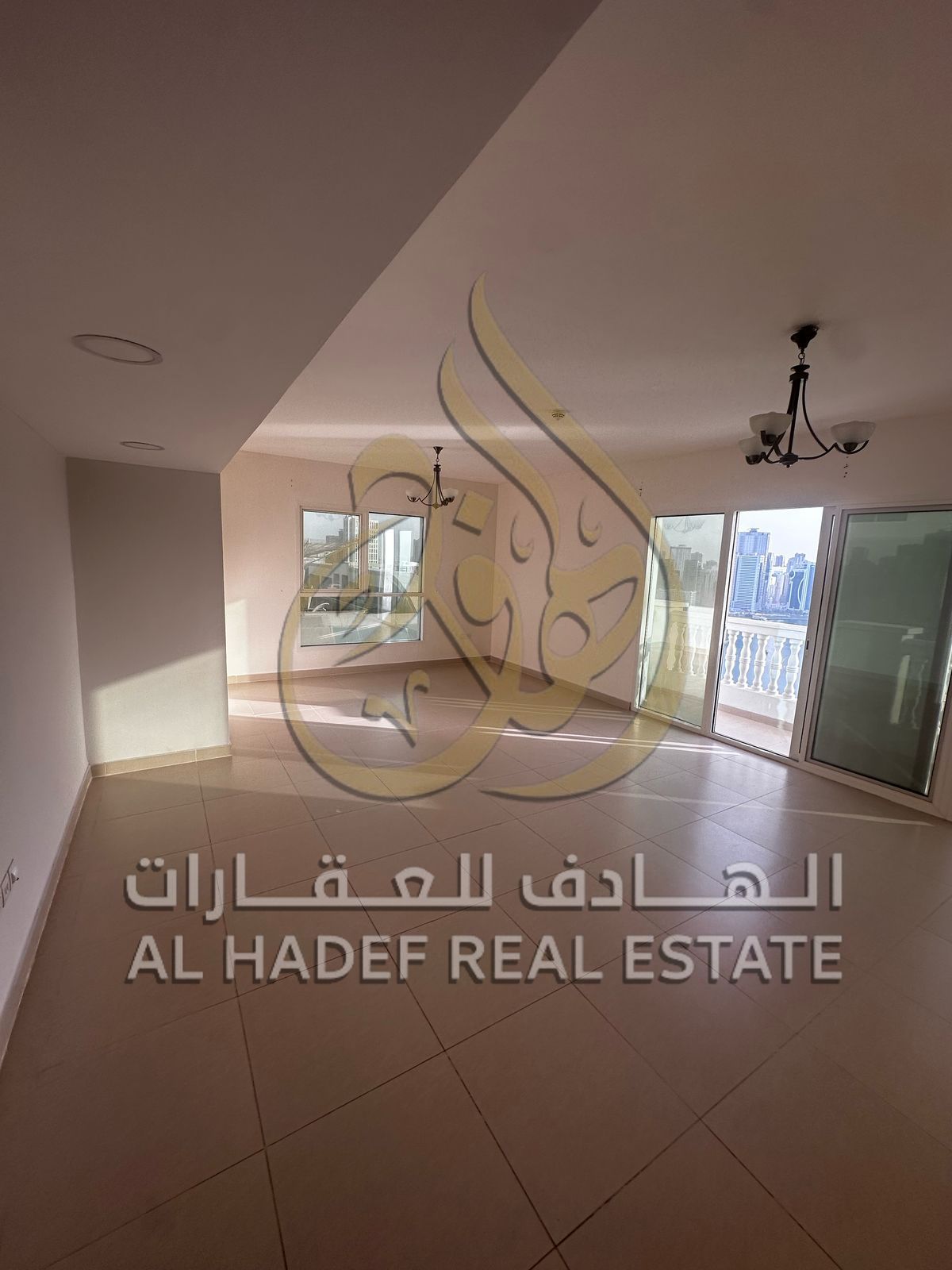 For Annual Rent – Sharjah | Al Majaz 1 Great family living opportunity in a prime location Available 3-bedroom apartment with living room in Al