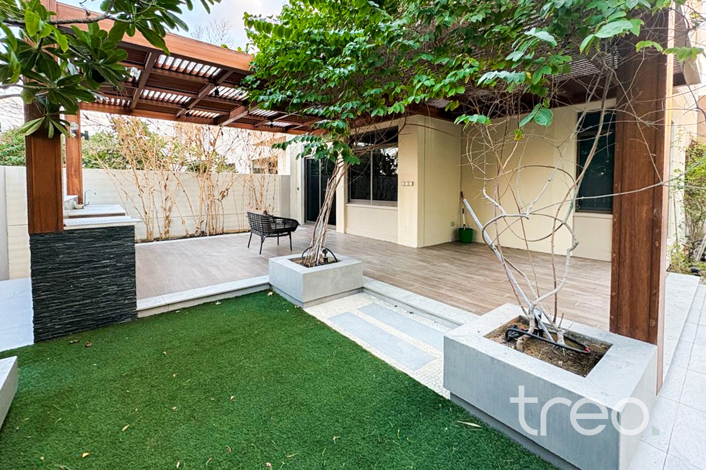 Spacious Plot| Fully Upgraded| Single Row