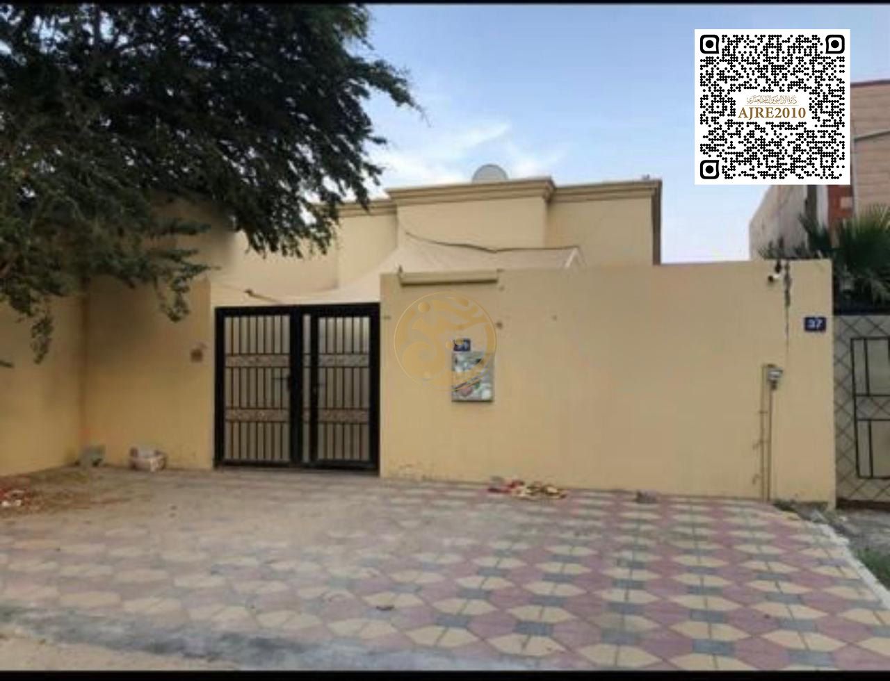 villa for sale good location freehold all nationalities
