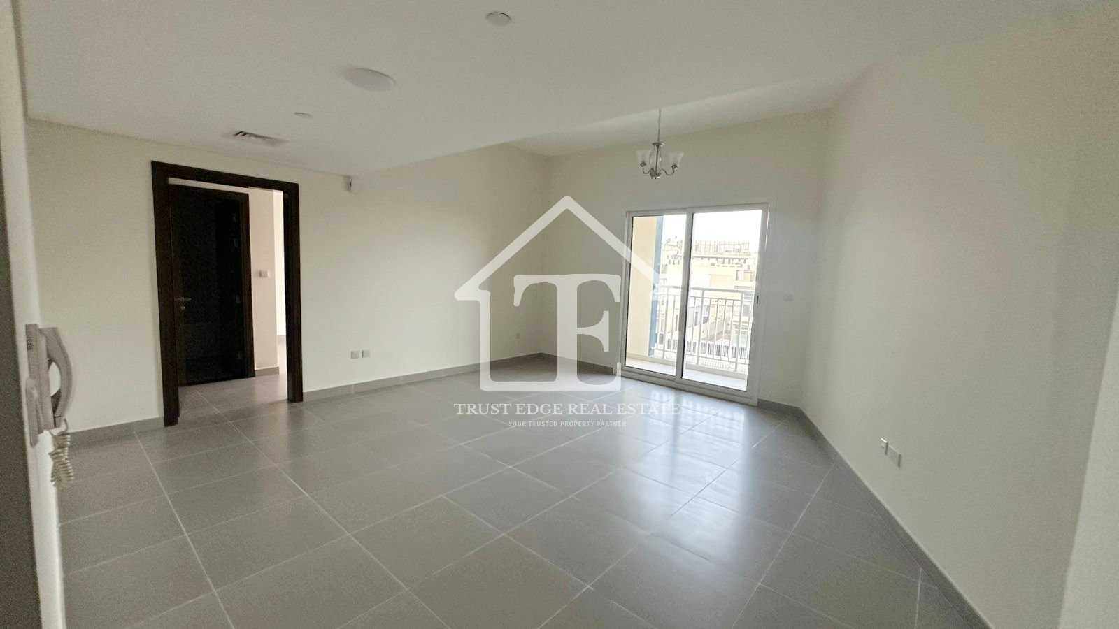 Vacant | Prime Location | Near Bus Stop & Supermarkets