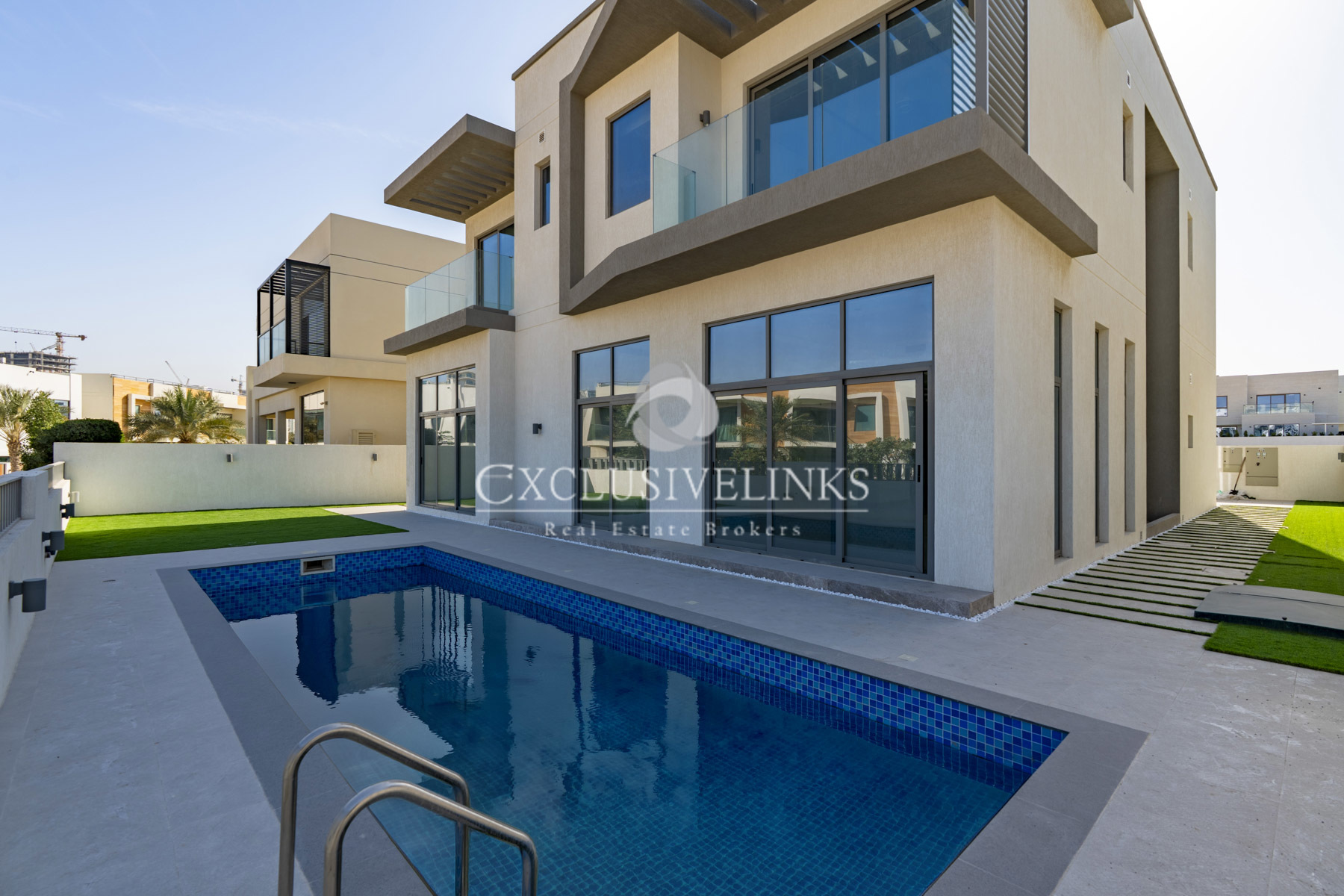 6 BR Villa | Pool and Elevator | Ready Now