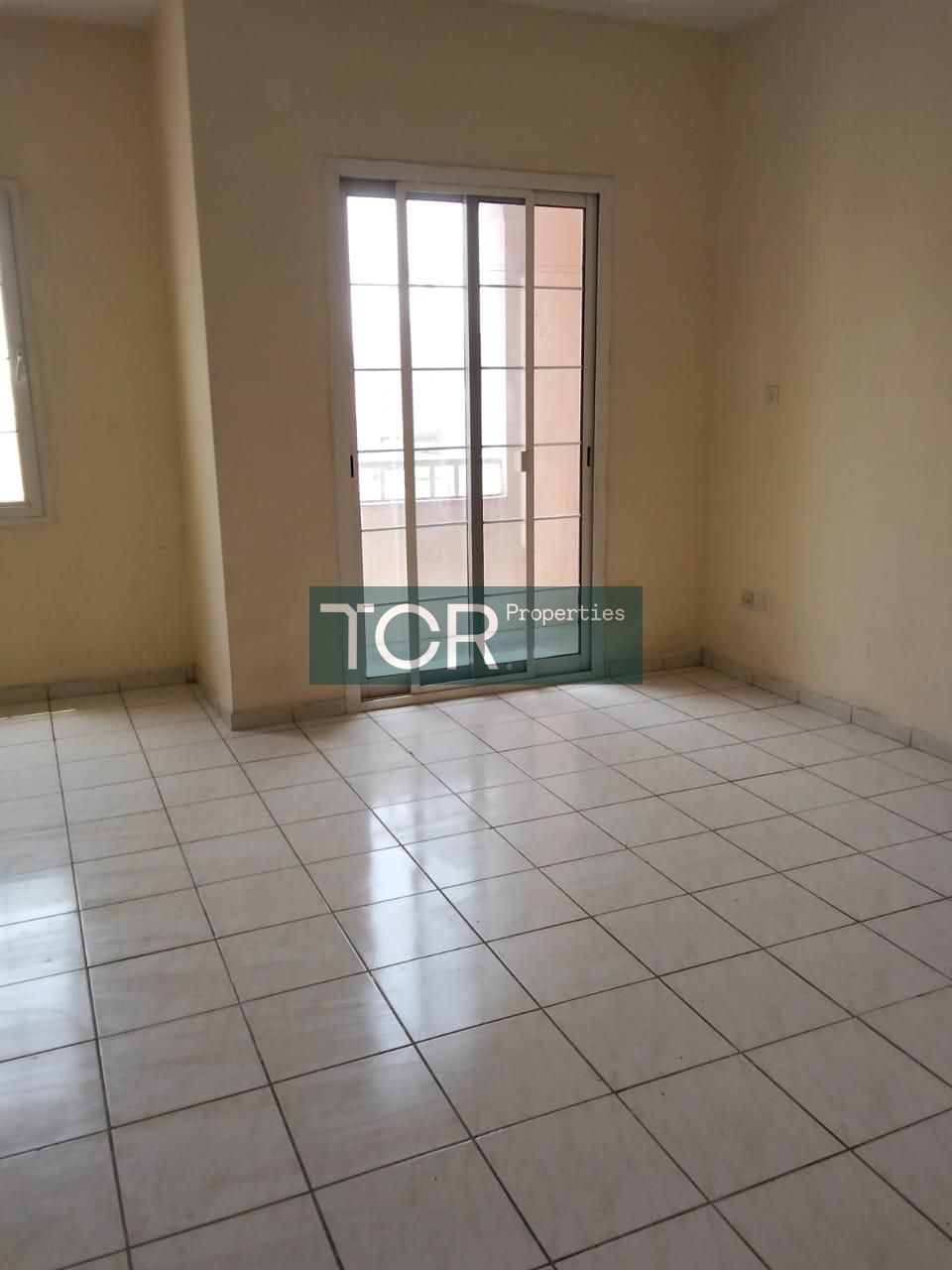 Vacant | Spacious 1-Bedroom | Italy Cluster
