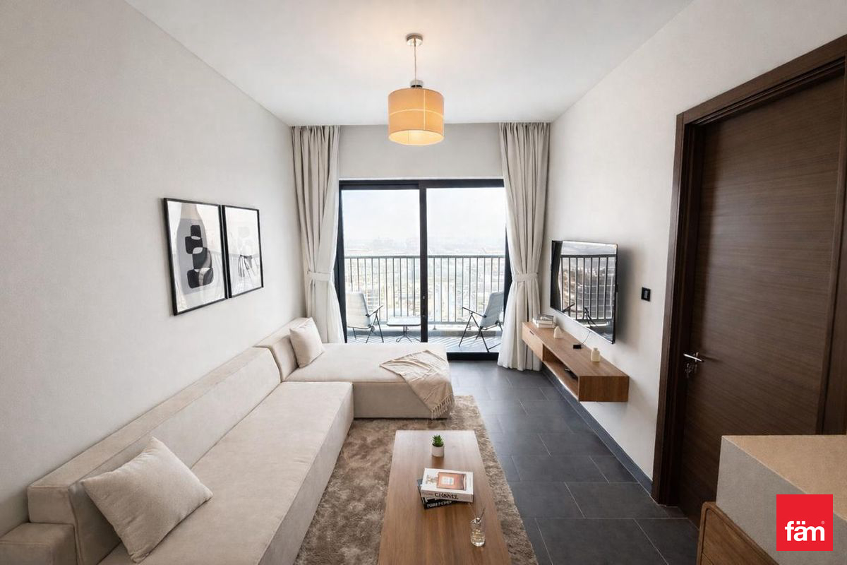 Fully Furnished | 12 cheques | High floor