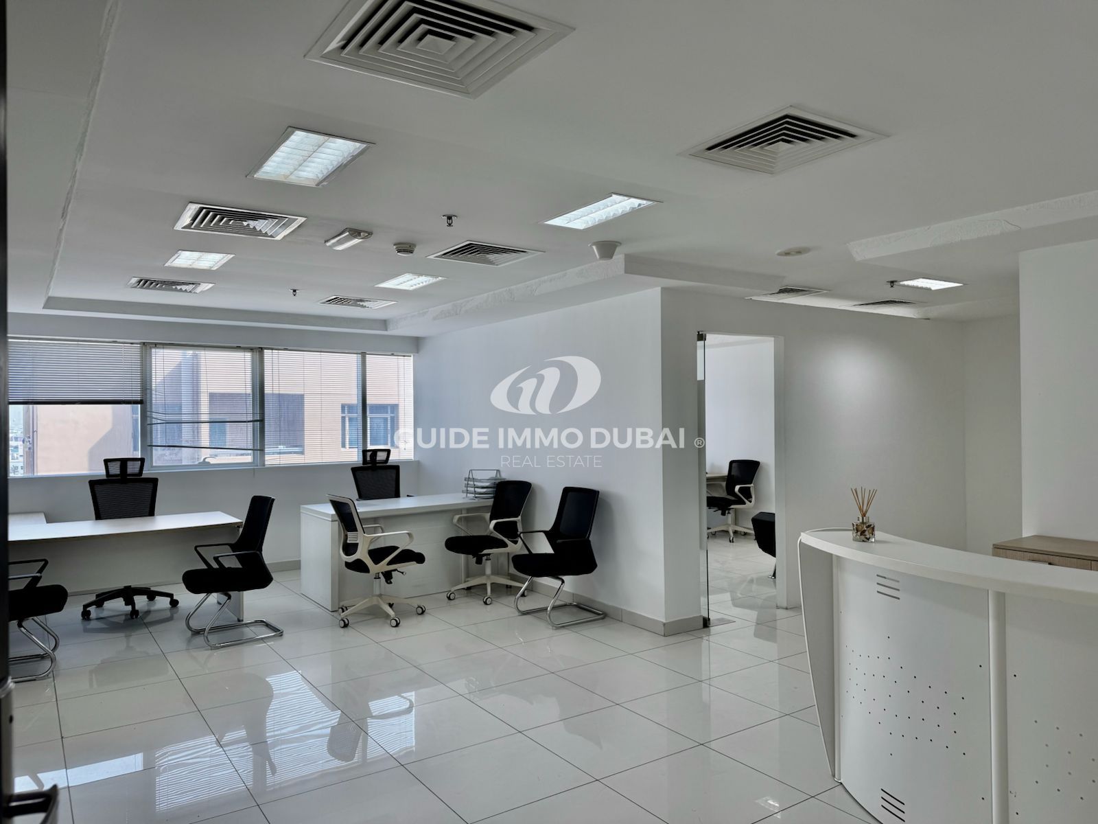 Vacant | Fully-Fitted | Partitioned | Low Floor | Chiller Free
