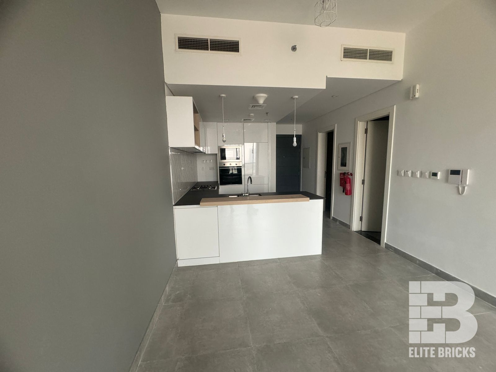 1BR+STUDY I PREMIUM FINISHING I MOTIVATED SELLER