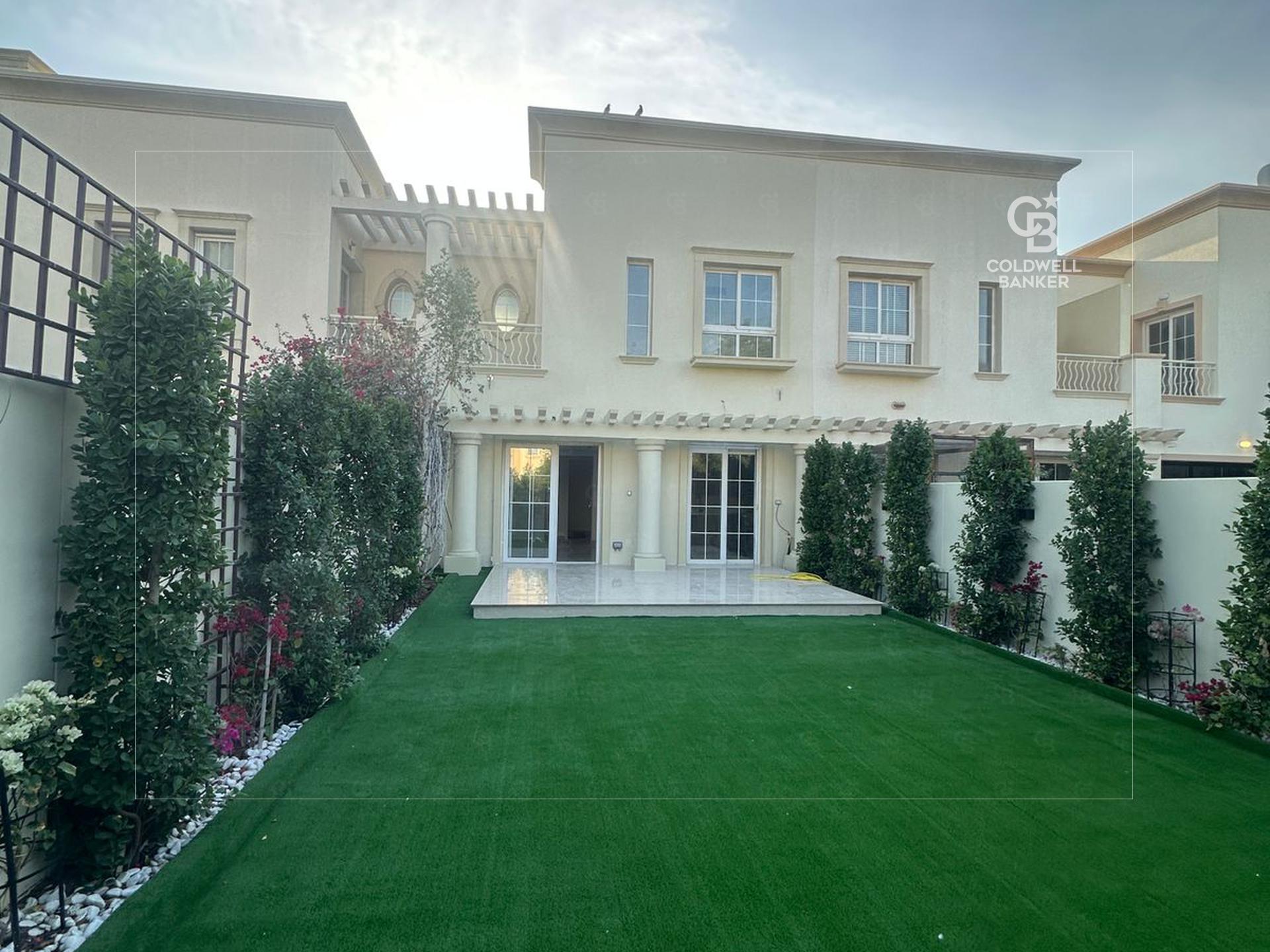 Vacant | Upgraded 3BR | Spacious Layout