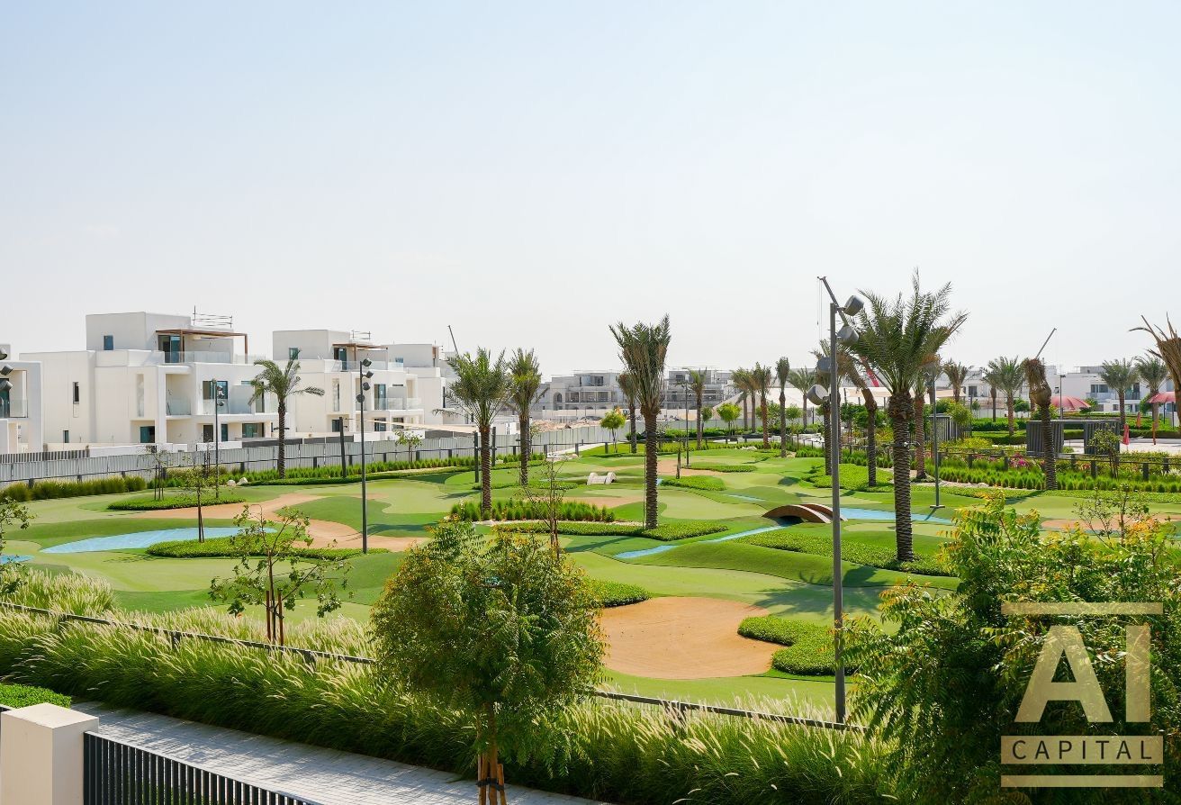 READY TO MOVE IN | GOLF VIEW | PRIME LOCATION