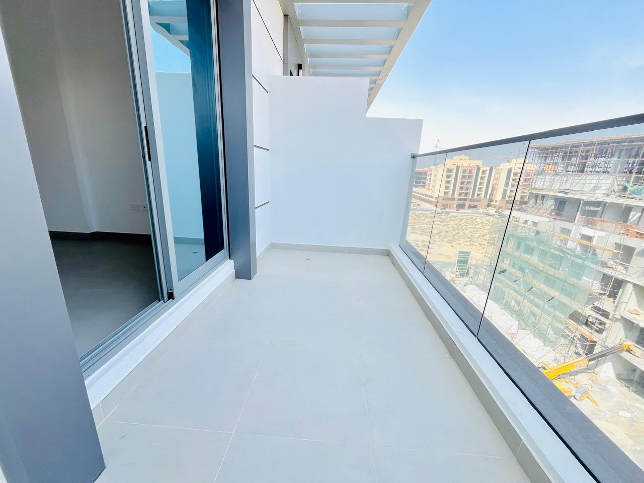 BRAND NEW BUILDING STUDIO APARTMENT WITH BALCONY BUILT IN WADROBS GYM POOL PARKING FREE ON PRIME LOCATION CONTACT US NOW