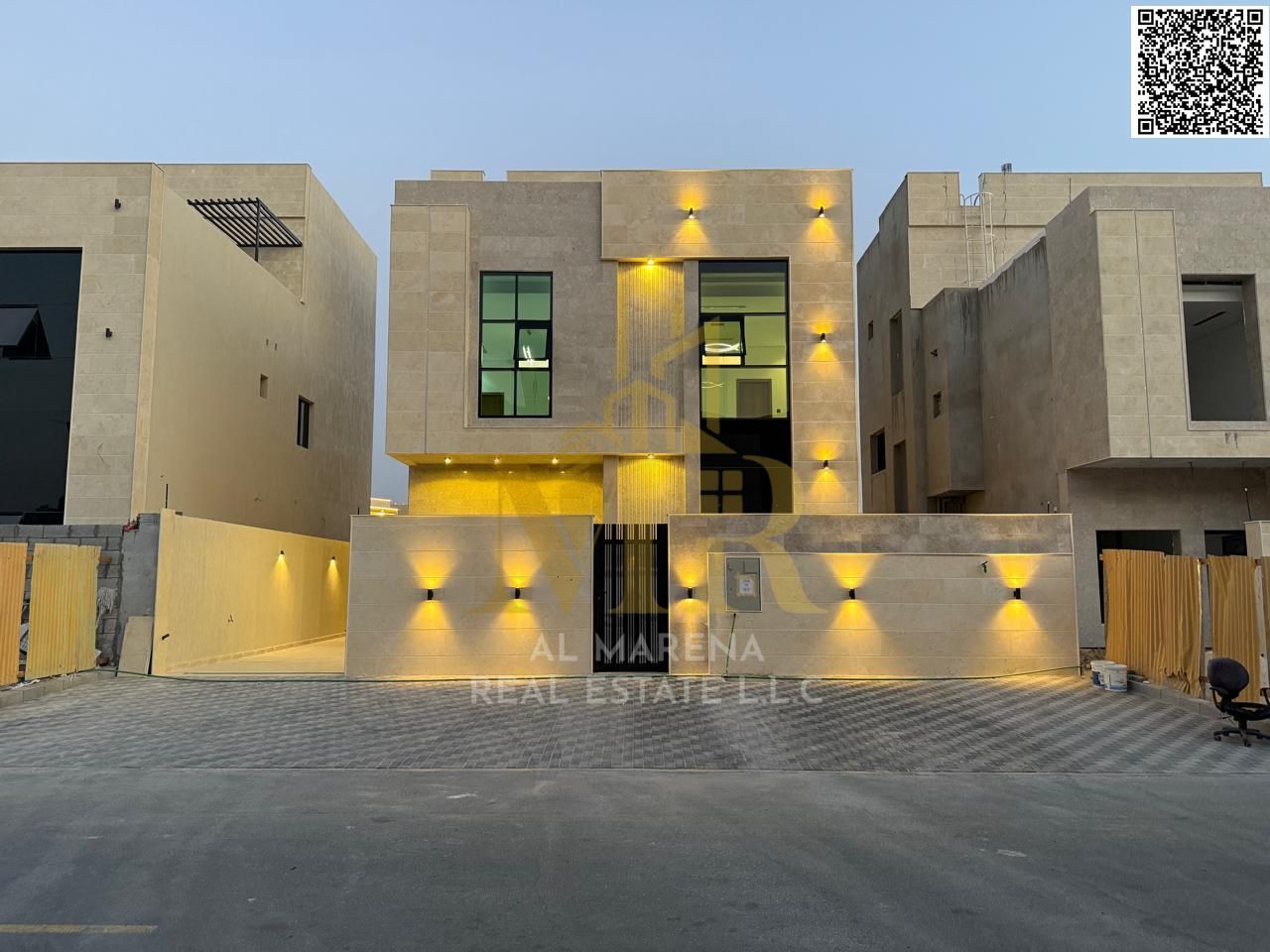 Two-story villa with a rooftop terrace at an attractive price, including registration and ownership fees and no annual fees - freehold ownership for a