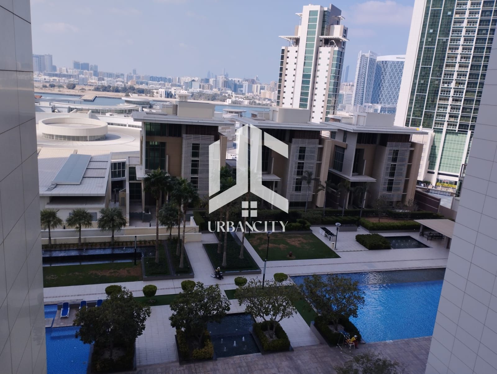 Luxury Living | Fully Furnished l Spacious Layout