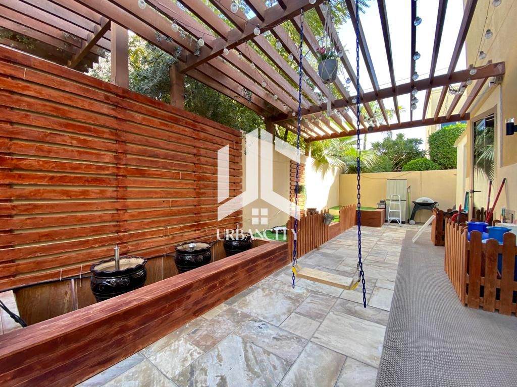Hot Deal | 4 BR + MAID Villa | Prime Location