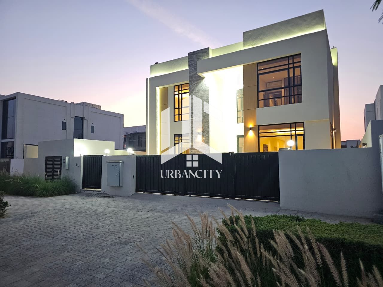 High End Spacious 4BR Villa | Prime Location