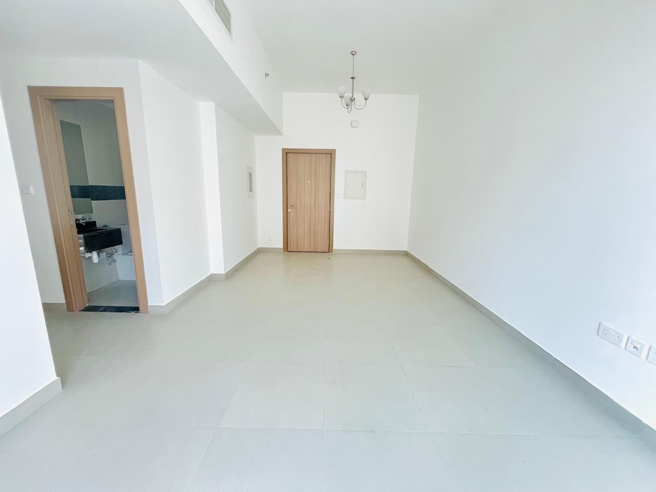 BRAND NEW BUILDING 1 BEDROOM WITH 2 BATHROOMS BUILT IN WADROBS GYM POOL PARKING ON PRIME LOCATION CONTACT US NOW