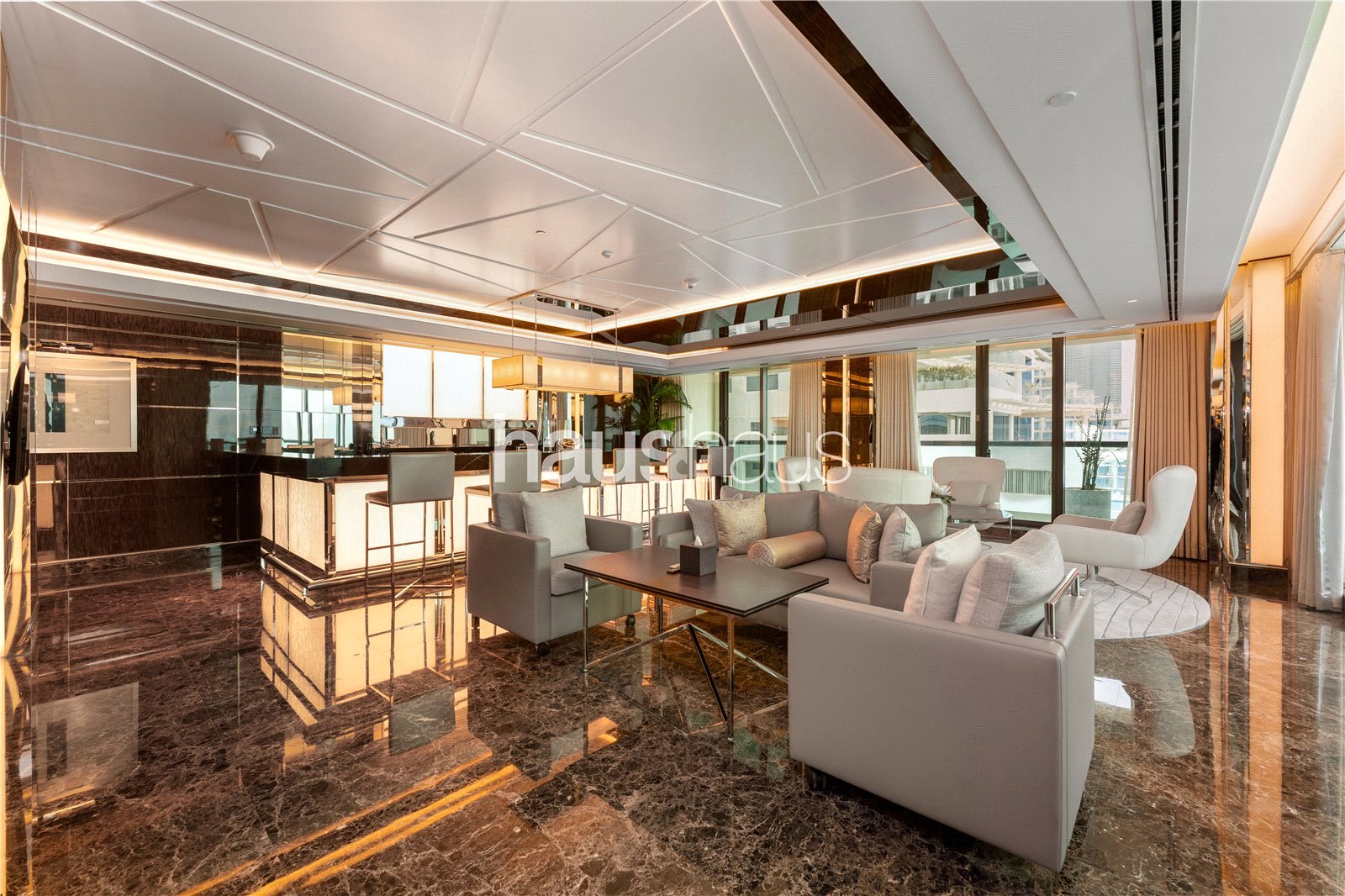 Royal Suite | All Bills Included | Amazing Views
