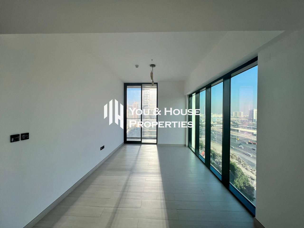 Smart Luxury Apartment I Bright Layout I Resort Style living