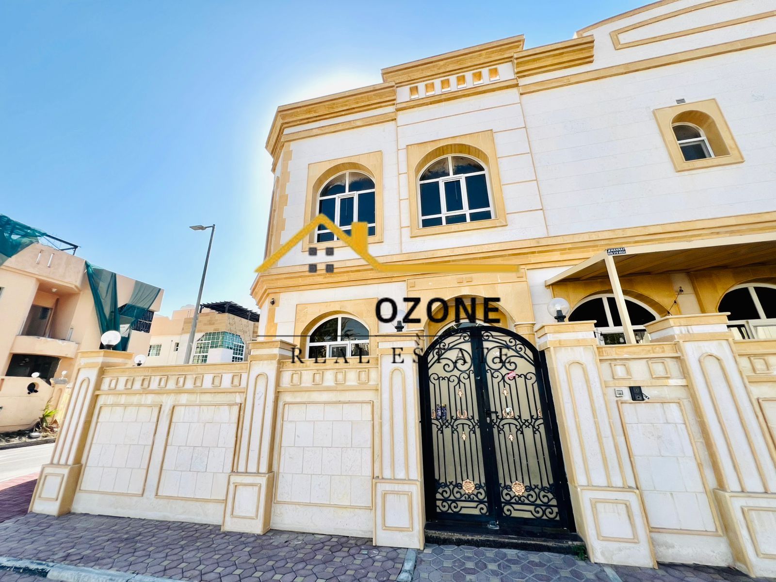 Specious 4-Bedroom Villa\^For Rent in Al Rifah
