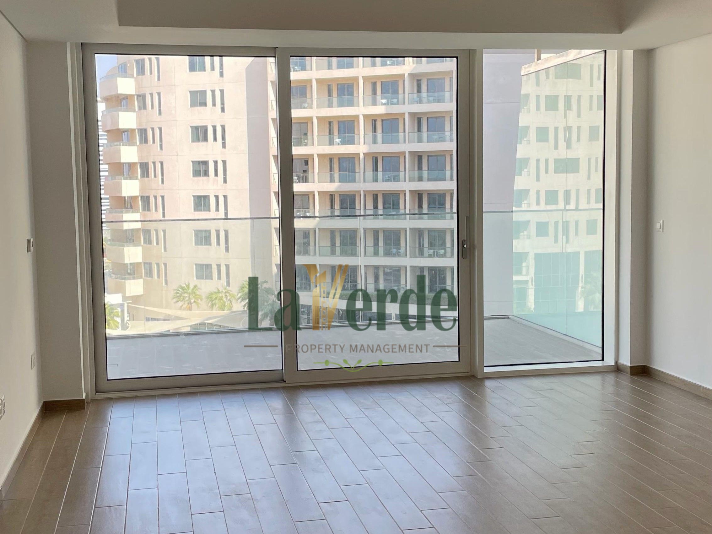 Spacious 1BR | 1-2 Cheques | Balcony with Sea View