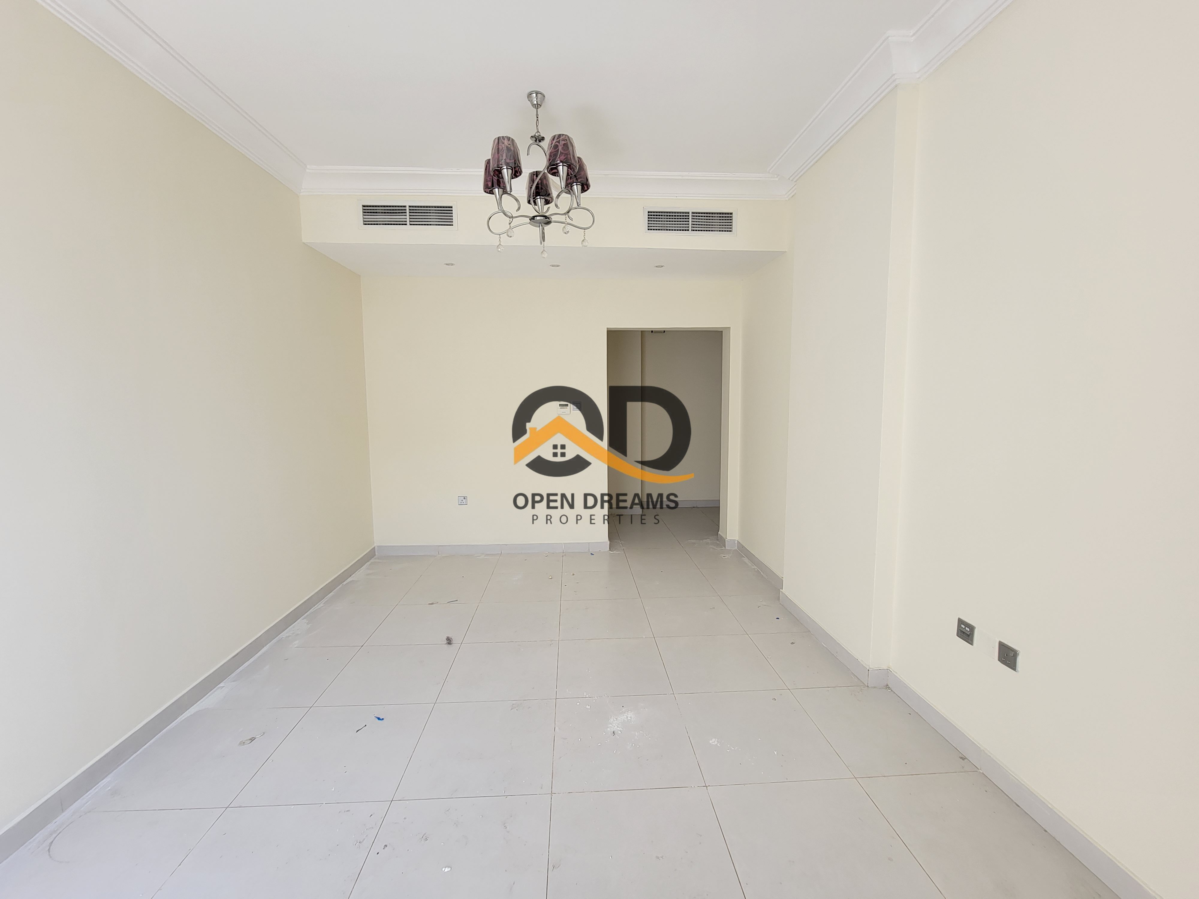 Cheap Price 1-bedroom | Balcony | close to airport road