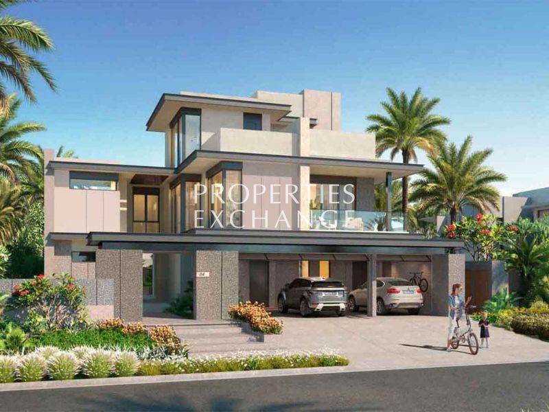 Exclusive | Single Row | Close To Amenities | Spacious 3BR + M | Resale