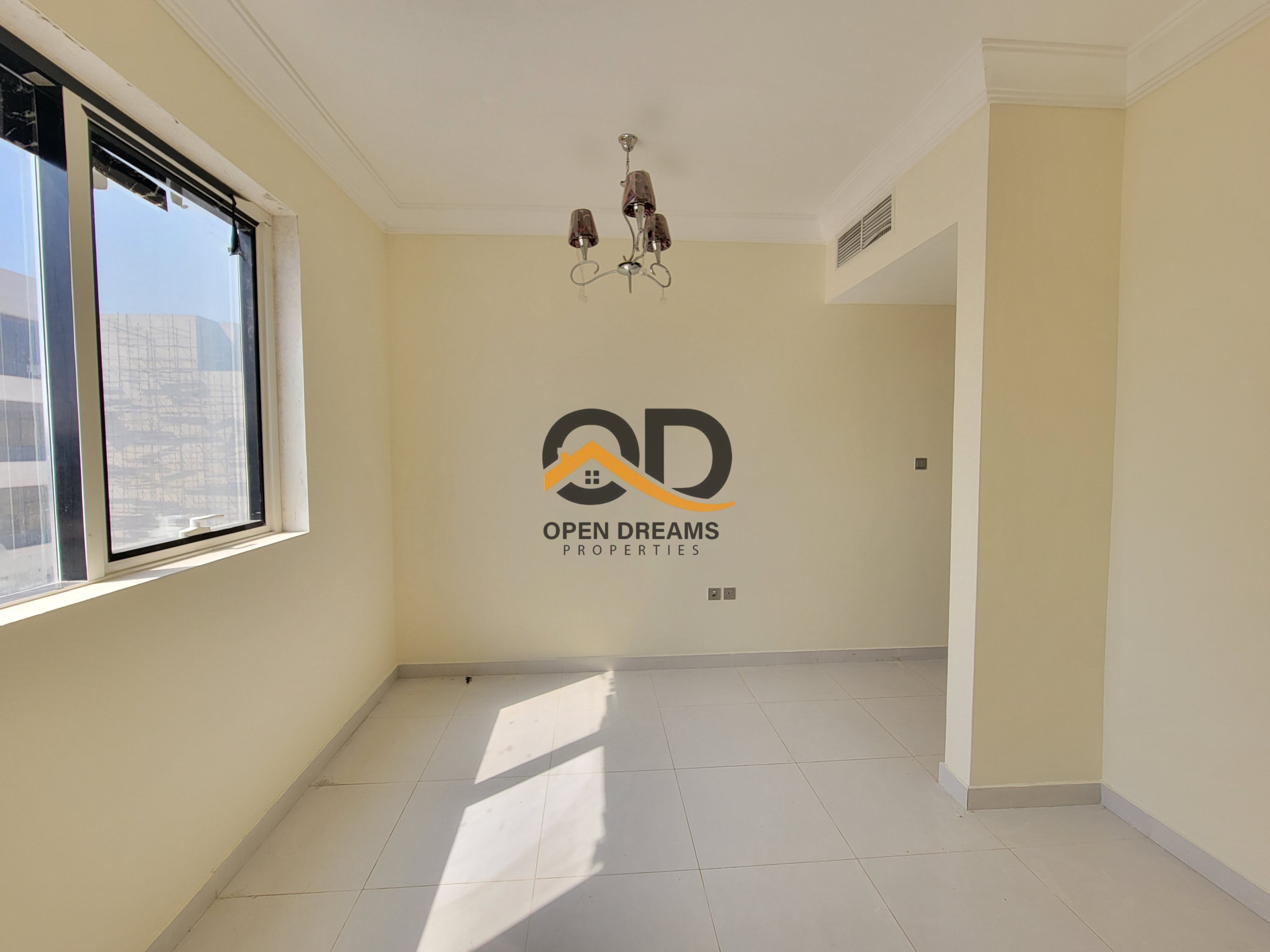 Unbelievable cheap Price 1 bedroom with balcony at prime location