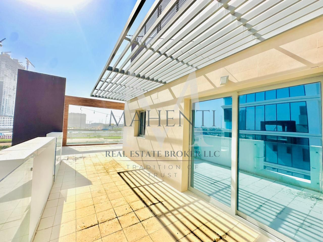 BIG TERRACE | PEACEFULL | LUXURIOUS | SPACIOUS | PARKING