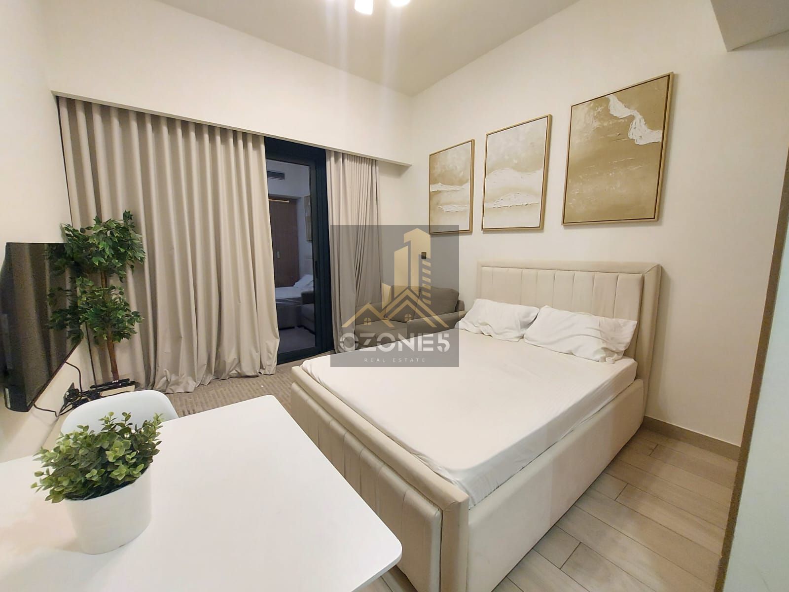 Ready To Move, Fully Furnished, Amazing Apartment