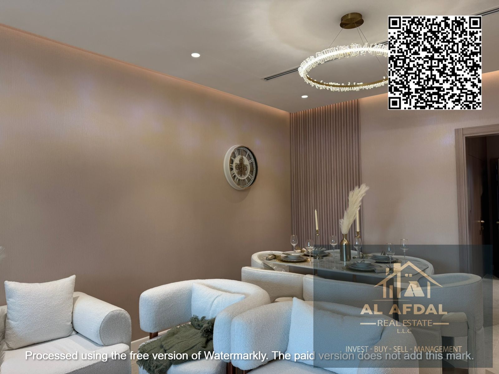 Own your unit at an excellent price, fully furnished, with a 5-year installment plan from the developer.
