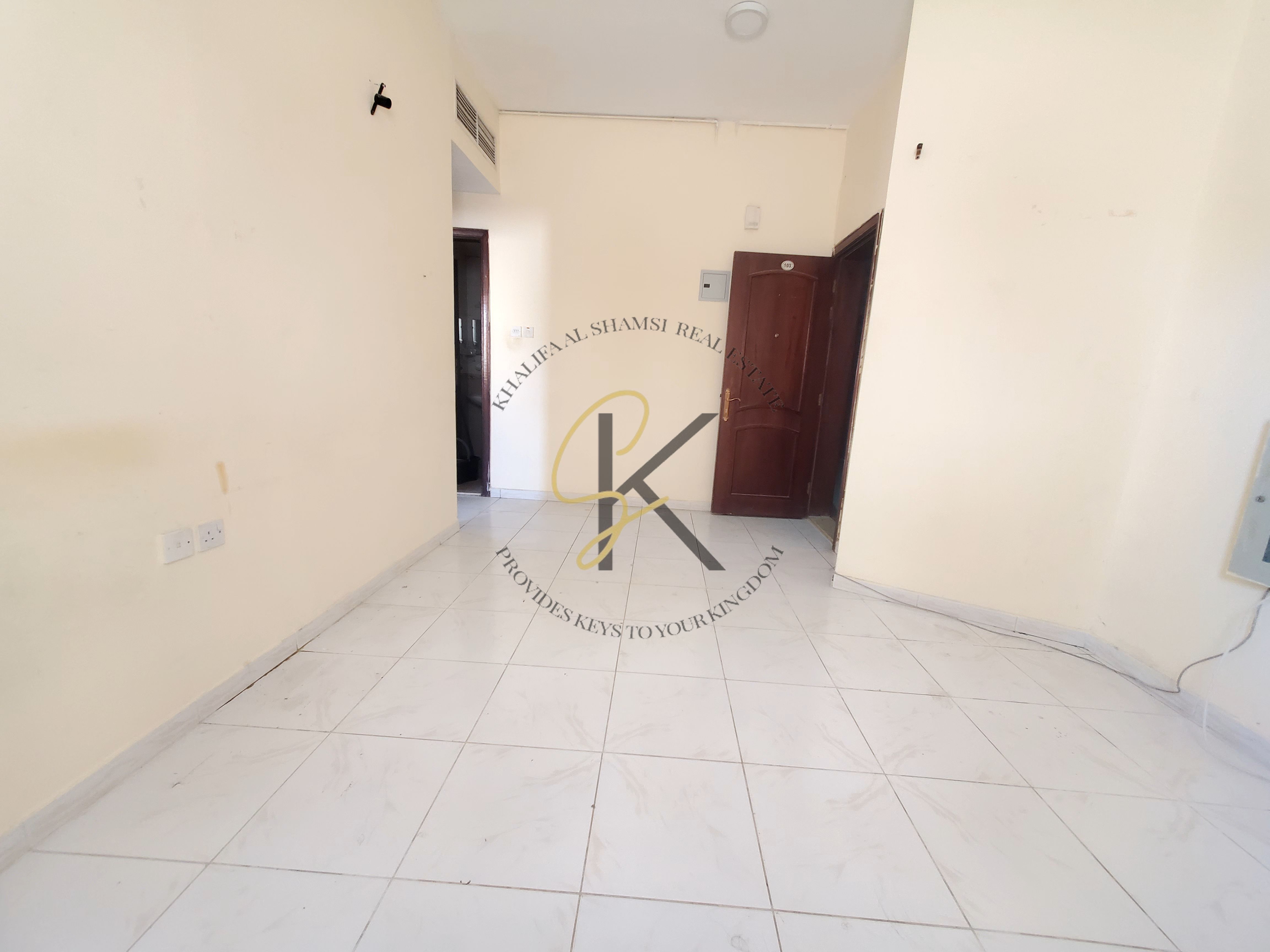 Low Price 1Bhk For Family At Prime Location