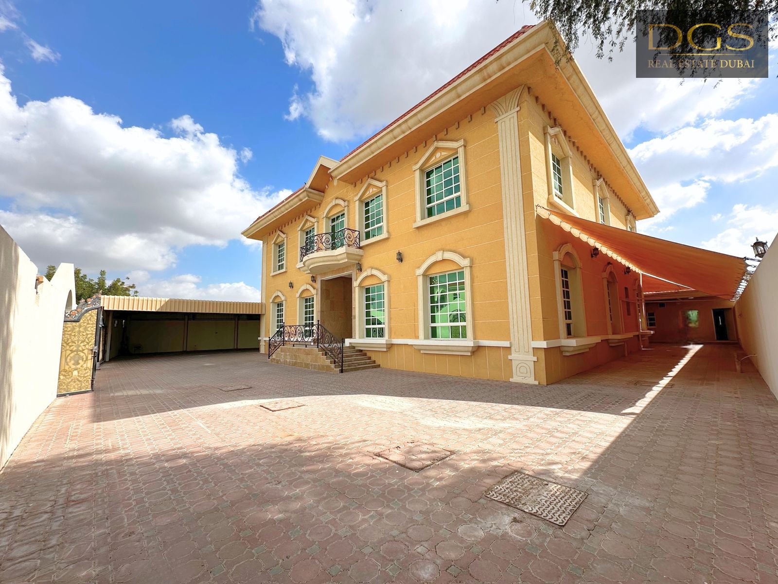 Large Family Villa | Big Garden | Majlis | Staff Rooms