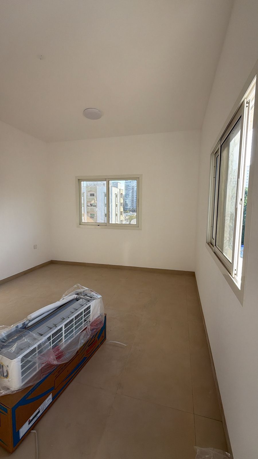 1. Spacious 1 Bedroom Apartment for Rent in Al Rashidiya 3 2.1BHK Apartment Available in Al Rashidiya 3 – Prime Location 3. Well-Maintained 1 Bedroom
