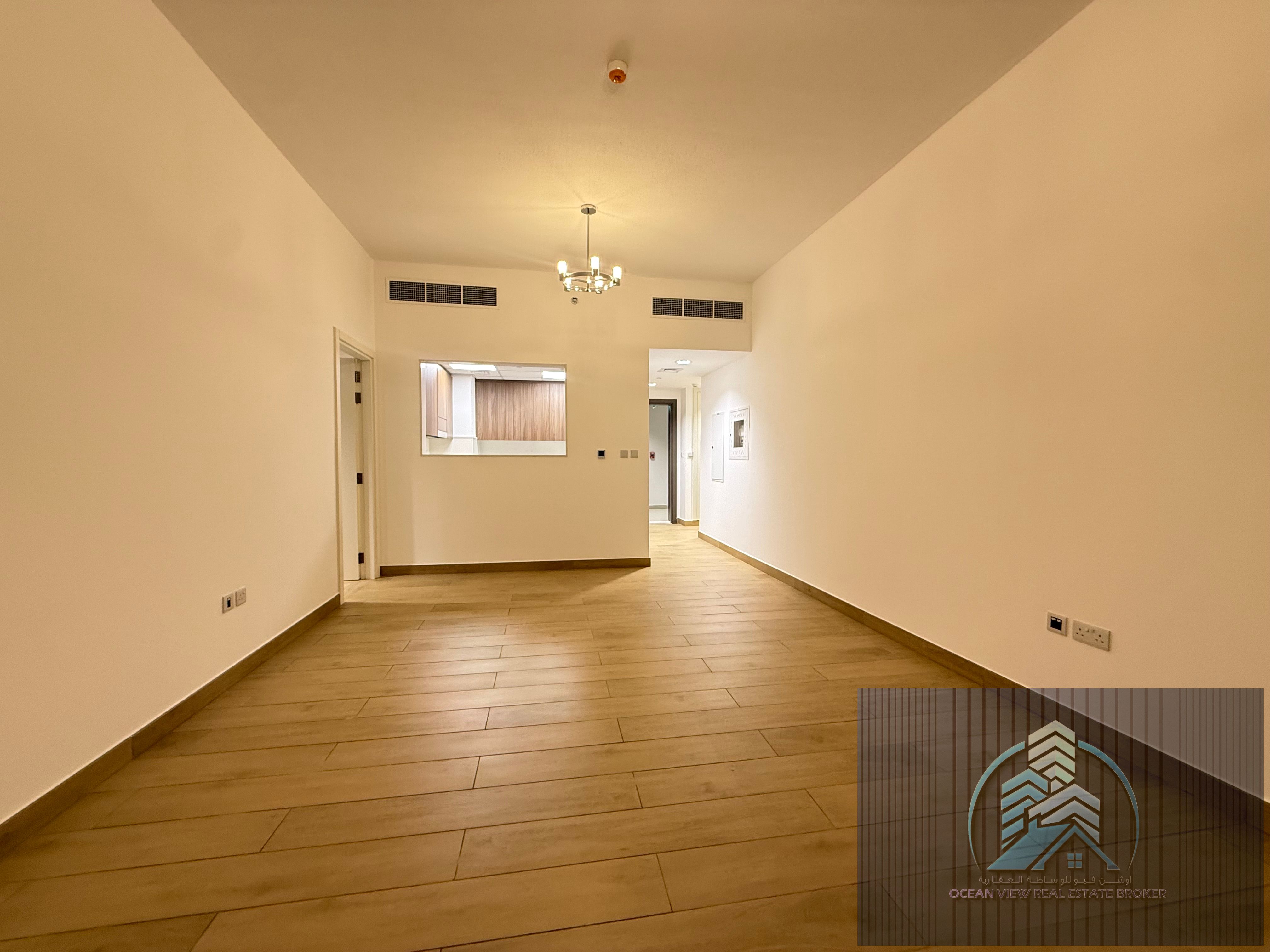 Fantastic 2bedroom 3Bathrooms separate laundry room rent 93k