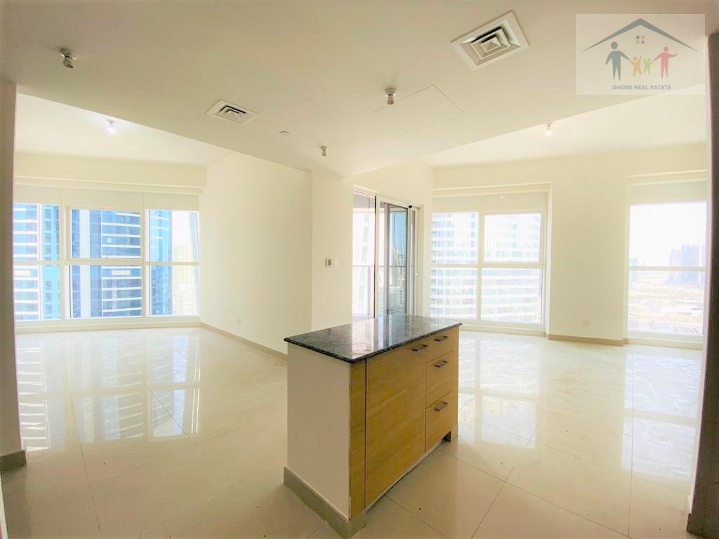 Spacious / Balcony / Nice view