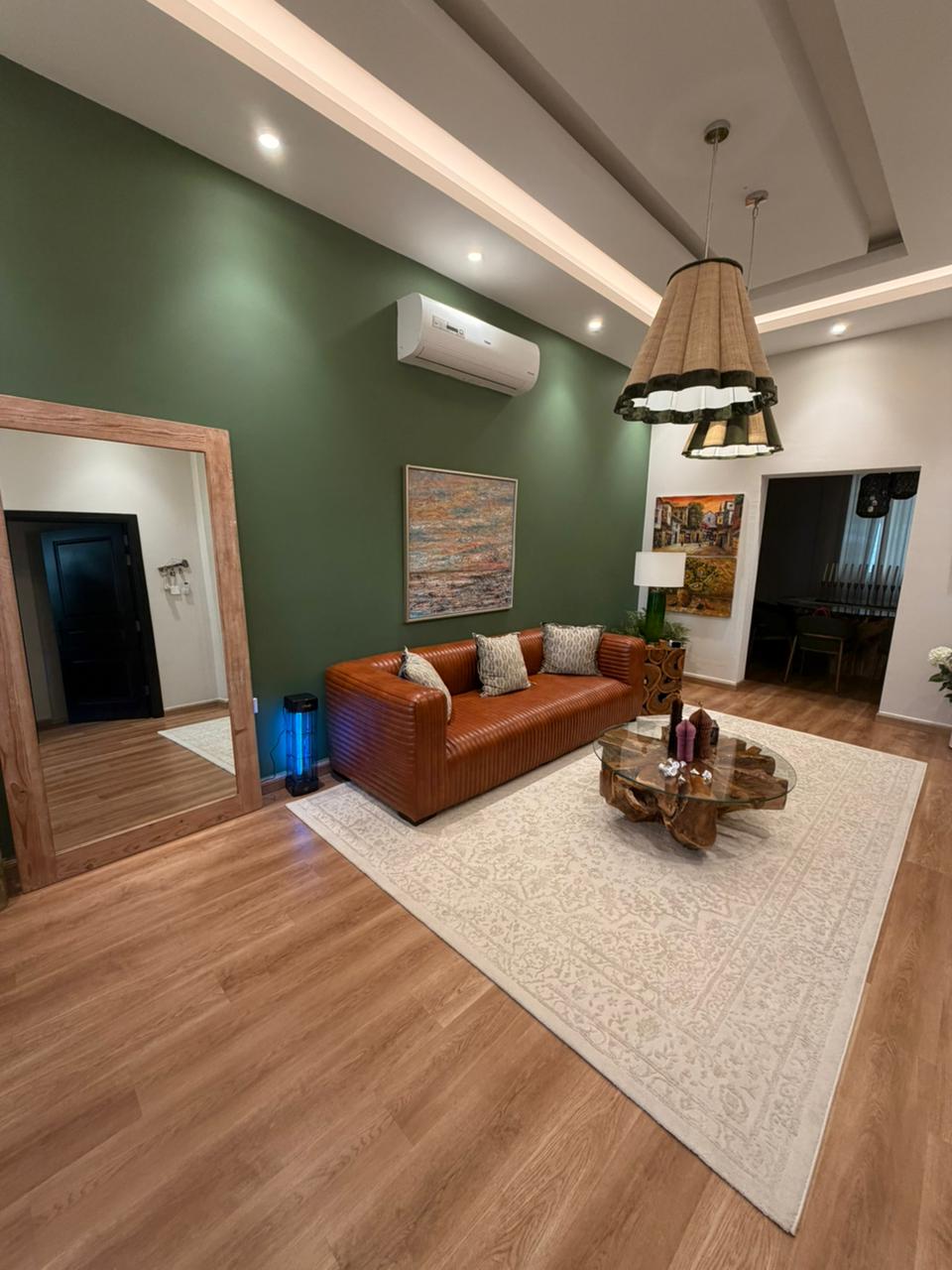 Luxury villa with hotel-style finishes in Al Zahia | 4 master bedrooms + maid's room | 15-meter setback | Freehold ownership for all nationalities